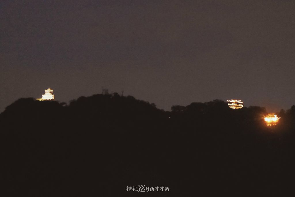 川原町広場から眺める夜の金華山