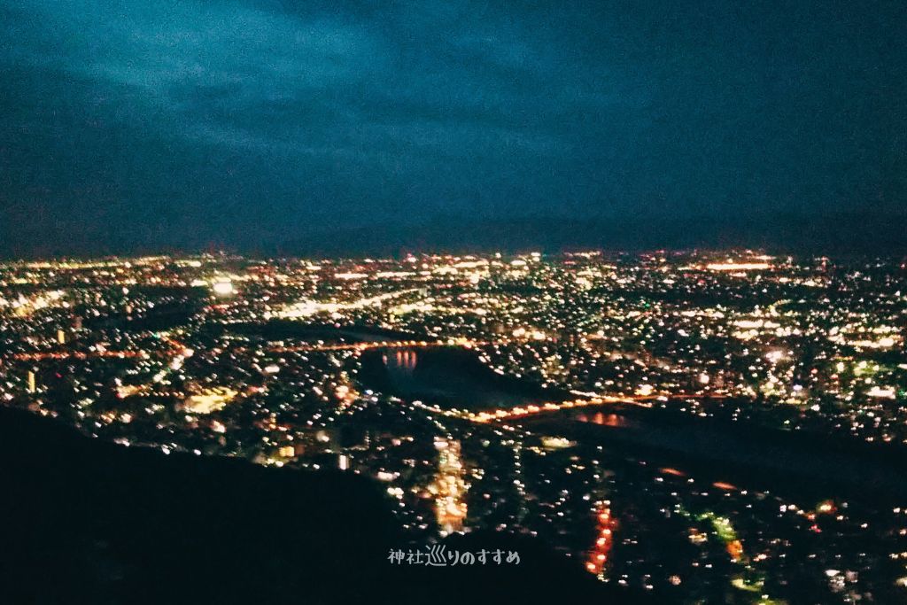 展望台から眺める「長良川夜景」