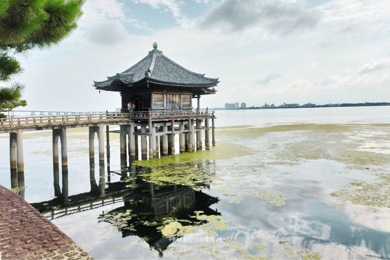 琵琶湖と浮御堂