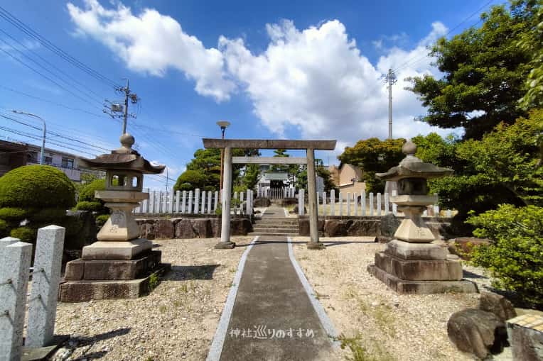 天神社境内