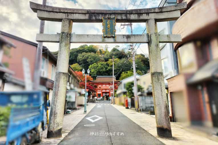 長等神社の鳥居