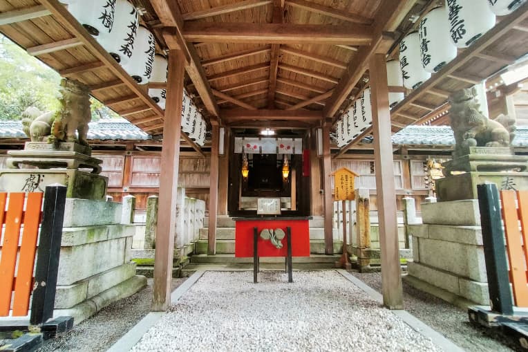 賀茂神社本殿